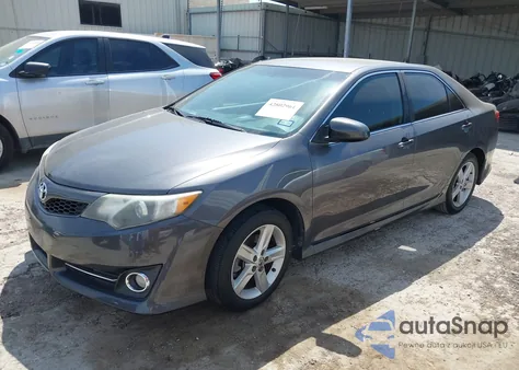 2014 Toyota Camry Se z USA, uszkodzony, nr VIN 4T1BF1FK6EU416670